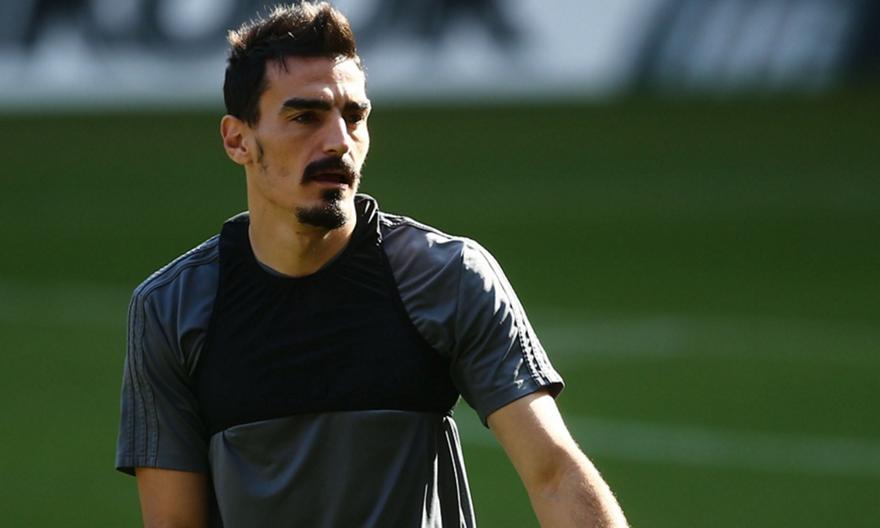 Δεν πάει Πολωνία ο Λάζαρος