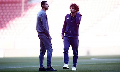 Την... έπεσαν σε μοντέλο ο Ουάρντα και ο Χασάν!