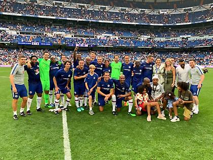 Βραδιά… θρύλων και αναμνήσεων στο «Μπερναμπέου» (video)