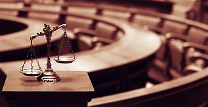 Απειλές και εκβιασμούς κατήγγειλε κατηγορούμενος στη δίκη της ΧΑ