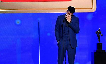 Νέο ποστ των Μπακς για Αντετοκούνμπο: «MVP στη ζωή και το μπάσκετ»!