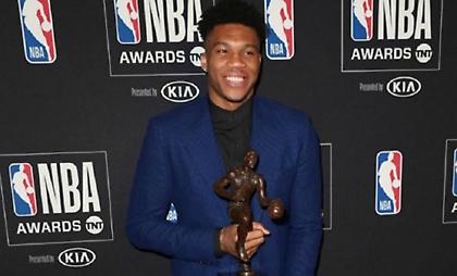 ΠΣΑΠ σε Αντετοκούνμπο: «Το ταξίδι σου αποτελεί έμπνευση»