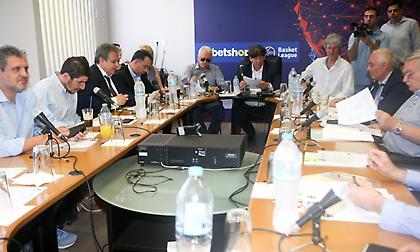 ΔΣ στον ΕΣΑΚΕ χωρίς τους «αιώνιους»