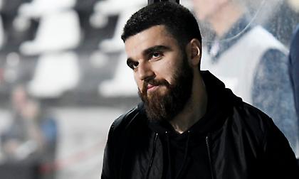 Ποστάρισμα με πιστολέρο Αουγκούστο και Ζαμπά από Σαββίδη (pic)