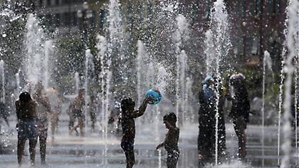 Καιρός: Ισχυροί άνεμοι και σήμερα - Ανησυχία για εκδήλωση πυρκαγιών