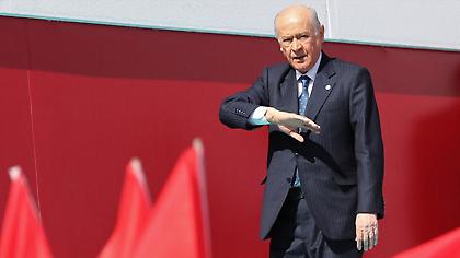 Ξέφυγαν οι Τούρκοι: «Θα σας ρίξουμε στη θάλασσα όπως στη Σμύρνη», λέει ο Μπαχτσελί