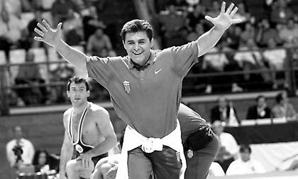 Θρήνος στην πάλη - «Έφυγε» ο Ολυμπιονίκης Μπάμπης Χολίδης