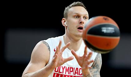 Τίμα: «Ευχαριστώ όλους στον Ολυμπιακό»