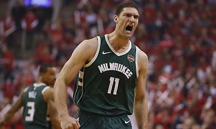 Κοντά στην παραμονή στους Μπακς ο Λόπεζ