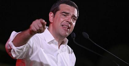 Τσίπρας για Καραμανλή: Επέλεξε να φύγει και να ανοίξει πόρτα στα μνημόνια
