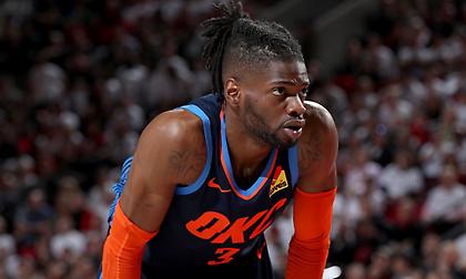 Ελεύθερος από Θάντερ ο Νόελ