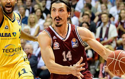 Ως το 2023 στην Μπάγερν ο Τζέντοβιτς