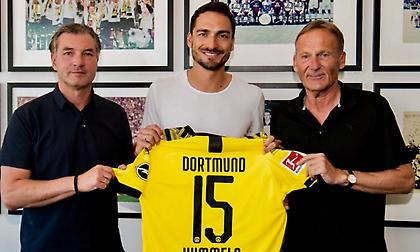 Χούμελς και με τη… βούλα στην Ντόρτμουντ