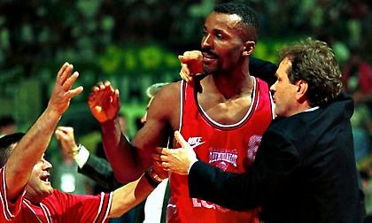 Έντι Τζόνσον: Στην πυρά τον… παράγοντα ΛεΜπρον (photos)