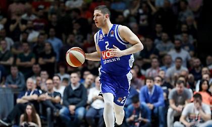 Θέλει να κρατήσει δύο στην Μπουντούτσνοστ ο Σούμποτιτς