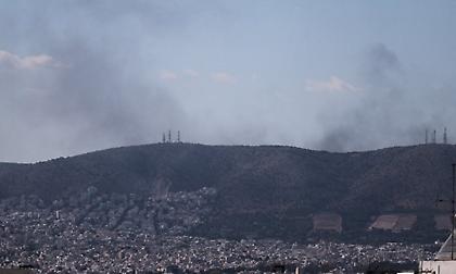 Φωτιά στη Φυλή: Νεκρός άντρας κοντά στην εστία