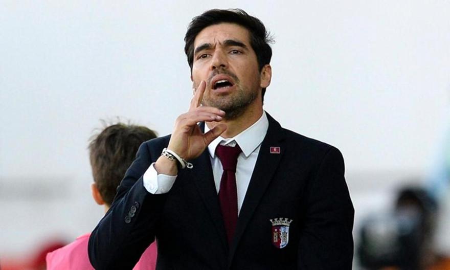 Κορέια στον ΣΠΟΡ FM: «Ο Φερέιρα θα δουλέψει κάποια στιγμή σε μεγάλο πρωτάθλημα της Ευρώπης»