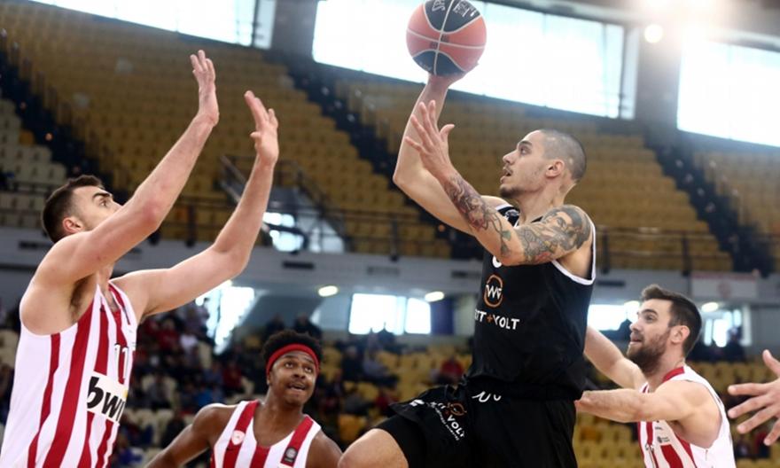 Και επίσημα Κόνιαρης στον Ολυμπιακό!