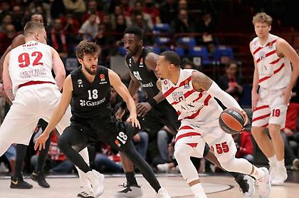 Αποχαιρέτησε Κουζμίνσκας και Τζέρελς η Αρμάνι