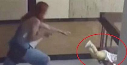 Σωτήρια αντανακλαστικά: Σώζει το παιδί της πριν πέσει από τον 4ο όροφο (video)