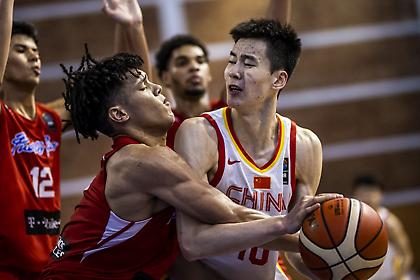 Σεφτέ και τρίτη θέση για την Κίνα με τριπλ-νταμπλ ο Γκουό