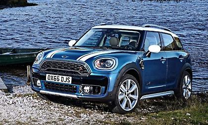 Με το MINI Countryman στη Λέσβο