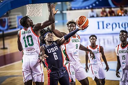 Άνετη πρωτιά με 3/3 για ΗΠΑ