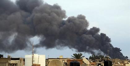 Λιβύη: Δεκάδες νεκροί σε βομβαρδισμό κέντρου κράτησης προσφύγων