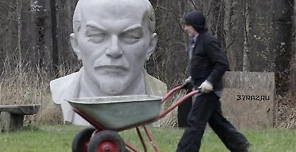 Πάνω από τους μισούς Ρώσους σκέφτονται να δουλεύουν και μετά την σύνταξη