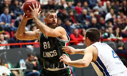 Μένουν Καϊμακόγλου και άλλοι τρεις στην Ούνιξ!