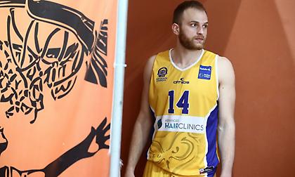 Κακλαμανάκης: «Τιμή μου που θα αγωνιστώ στην ΑΕΚ»