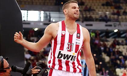 Τέλος ο Μπόγρης από τον Ολυμπιακό!