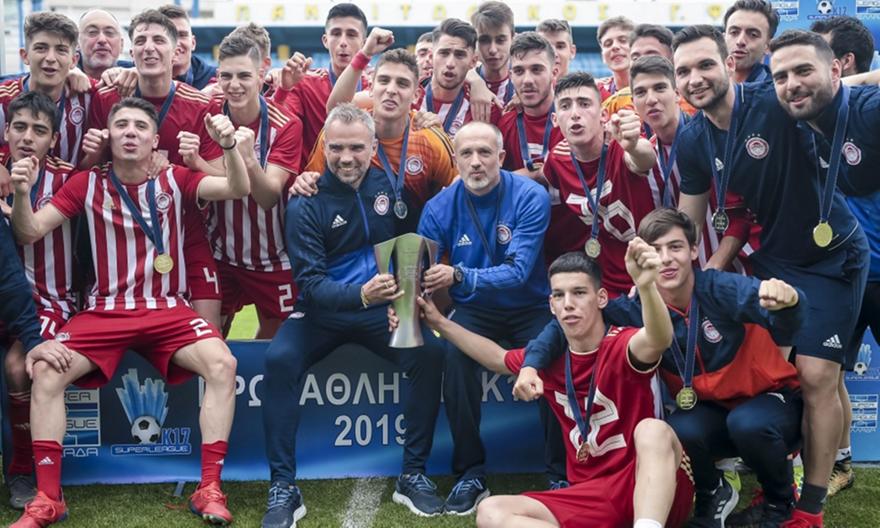 Εννέα νέοι επαγγελματίες στον Ολυμπιακό