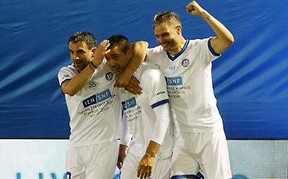 Και το remake του Euro 2004 είχε… γαλανόλευκο χρώμα!