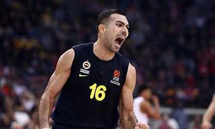 Σλούκας: «Έμεινα στη Φενέρ για τον Ομπράντοβιτς - Δεν σκέφτομαι το NBA»