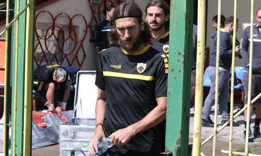 Πρόβλημα με Τσιγκρίνσκι στην ΑΕΚ