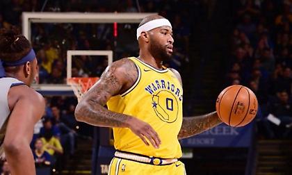 Σπερς: Οι φανς καλούν με διαφημιστική πινακίδα τον… Κάζινς! (pic)