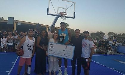 Give‘n’Rise: Η ομιλία του Γιάννη και η παράδοση της επιταγής στον Σύλλογο «Ελπίδα» (vids)