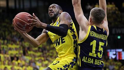 Πήρε Κάμινγκς η Λοκομοτίβ Κουμπάν