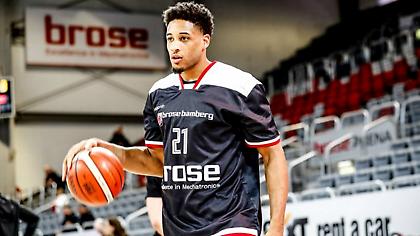 Ζέρβας: «Αυτούς κοιτάει για τη φροντ-λαιν ο Ολυμπιακός»