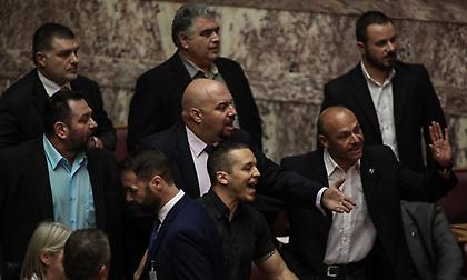 Οριστικό: Εκτός Βουλής η Χρυσή Αυγή