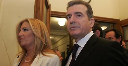 Διαγράφονται από το ΚΙΝΑΛ οι Μιχάλης Χρυσοχοϊδης και Λίνα Μενδώνη