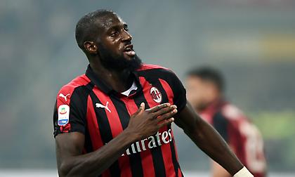 Τρεις «μνηστήρες» για Μπακαγιόκο, πιο κοντά στην Παρί