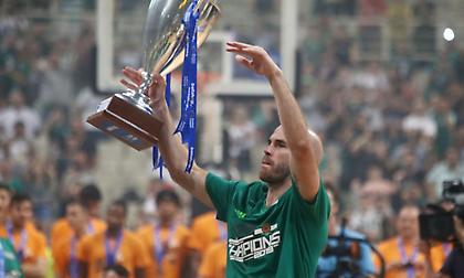 Three-peat στα MVP από τον Καλάθη!