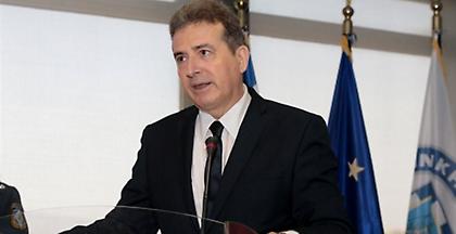 Την «πόρτα εξόδου» στην ηγεσία της ΕΛΑΣ έδειξε ο Μιχάλης Χρυσοχοΐδης