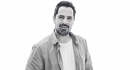 «Δεν πάω καλά»: Η νέα επιτυχία του Μάκη Δημάκη