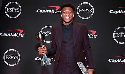 Σαρώνει τους τίτλους ο Αντετοκούνμπο: Ψηφίστηκε κορυφαίος άνδρας αθλητής των ΗΠΑ