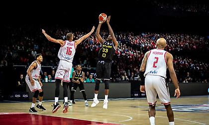 Ανακοίνωσε Κίνγκσλεϊ το Περιστέρι