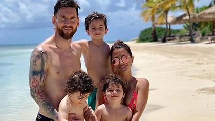 Οι διακοπές της οικογένειας Μέσι (pics)