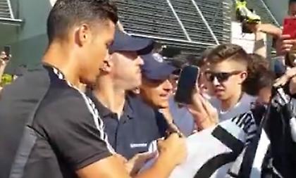 Πήγε για ιατρικά και αποθεώθηκε ο Κριστιάνο (video)